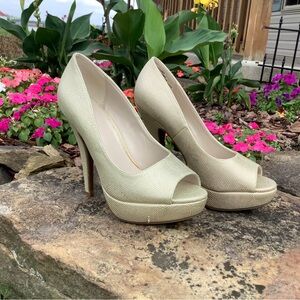 Apt 9 Gold/Cream Colored Platform Stilettos - Size 6